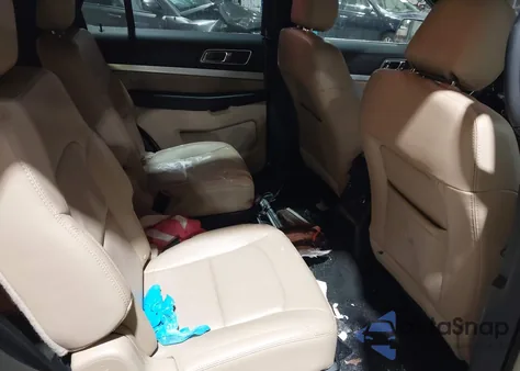 2016 Ford Explorer Xlt z USA, uszkodzony, nr VIN 1FM5K7D8XGGD33764